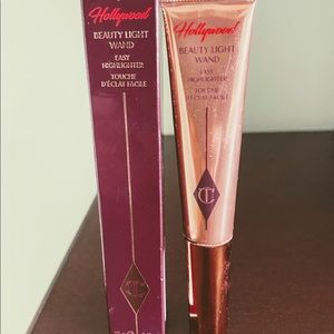 SOLD Charlotte Tilbury Hollywood Beauty Light Wand